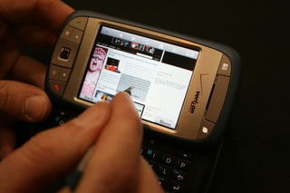 Illustration for article titled Hands On Skyfire Windows Mobile Browser: It Definitely Doesn't Suck